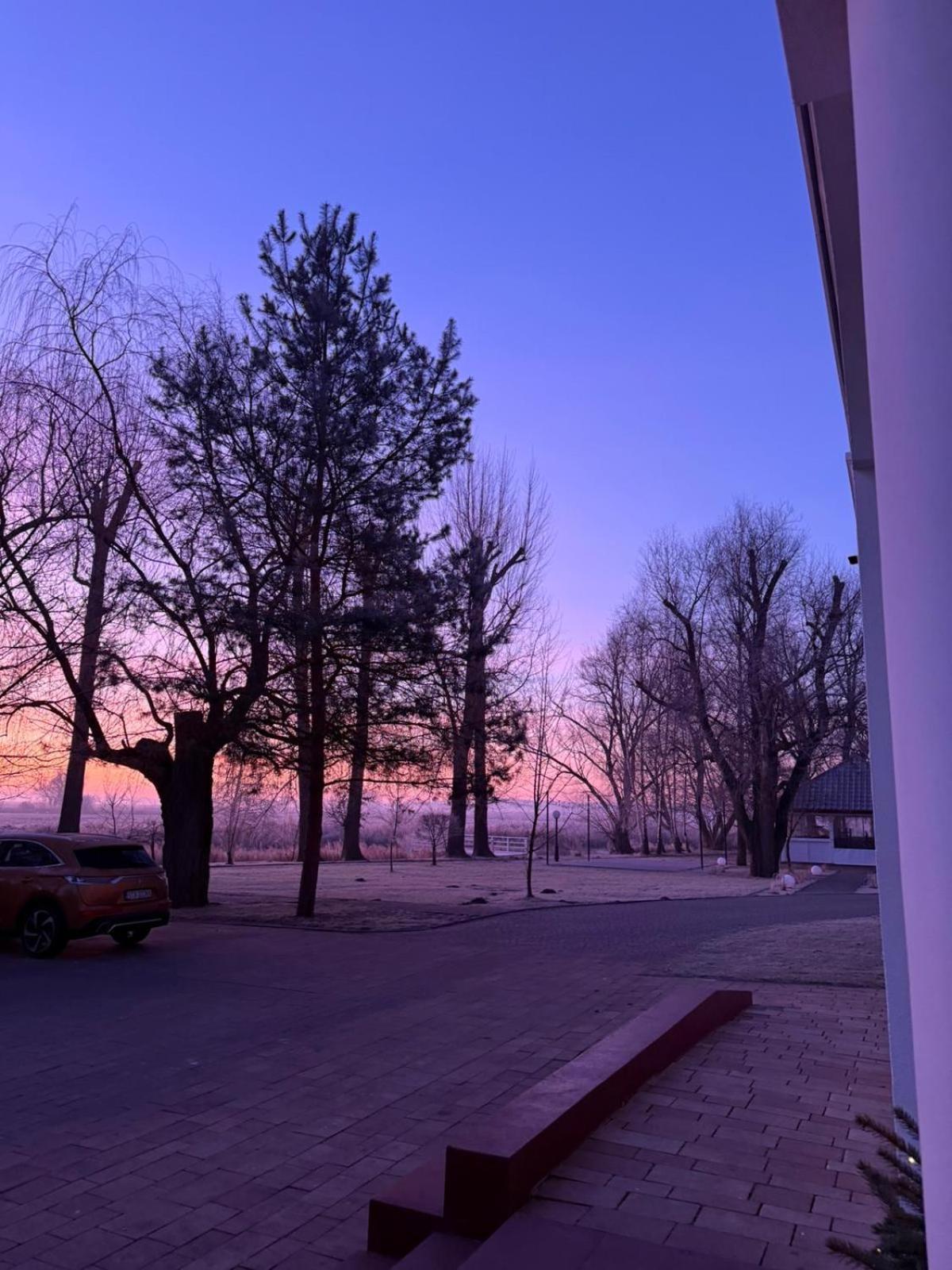Nad Stara Nida *** Hotel Pinczow Luaran gambar